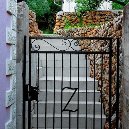 Casa Katalina Apartment Komiza Exterior photo