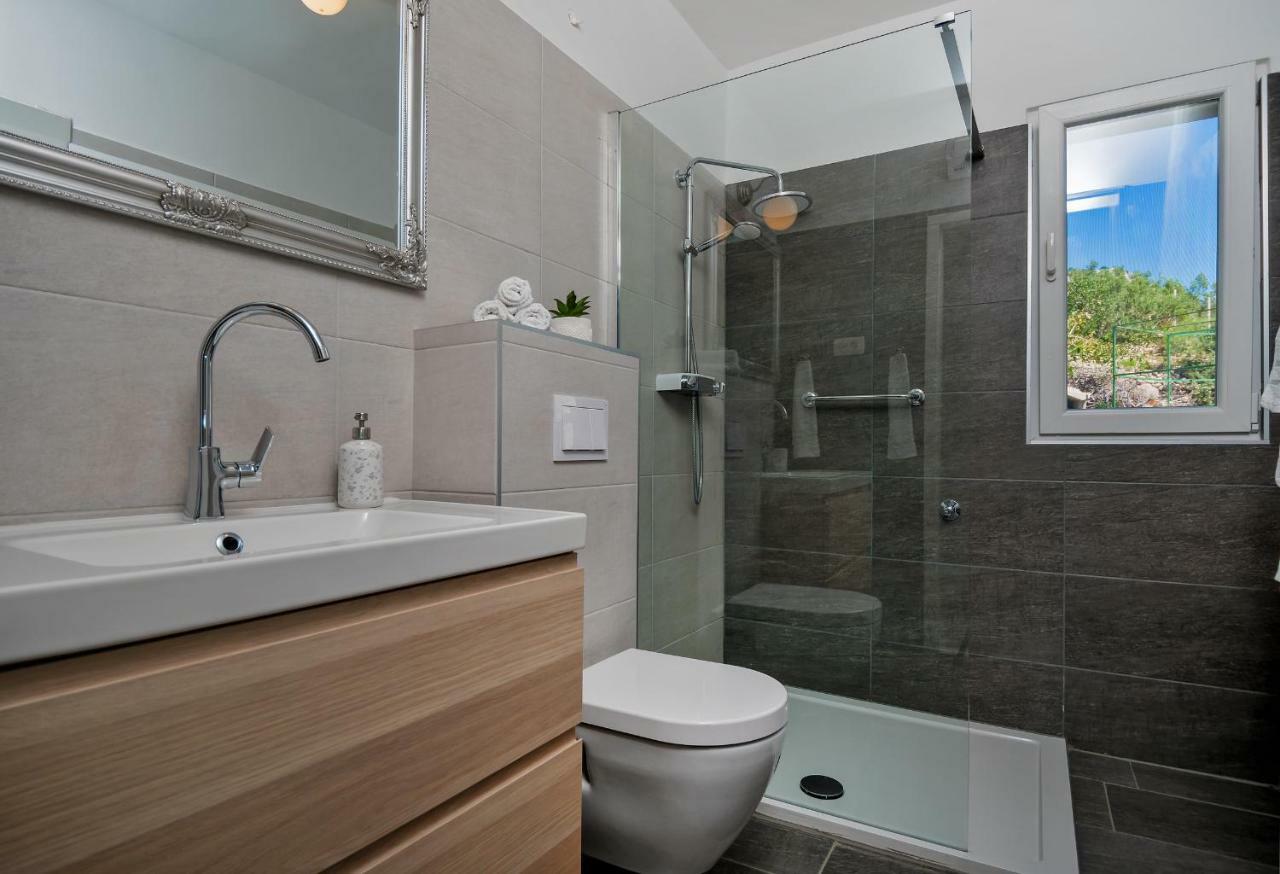 Casa Katalina Apartment Komiza